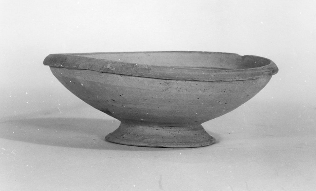 coppetta, De Juliis 1983, classe C - produzione indigena (prima metà sec. V a.C)