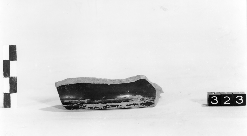 cratere/ piede - produzione attica (sec. V a.C)