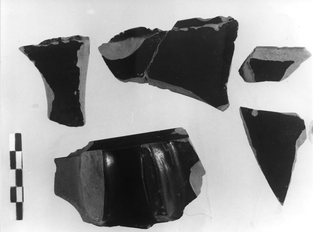 lekane/ coppa - produzione attica (seconda metà sec. V a.C)