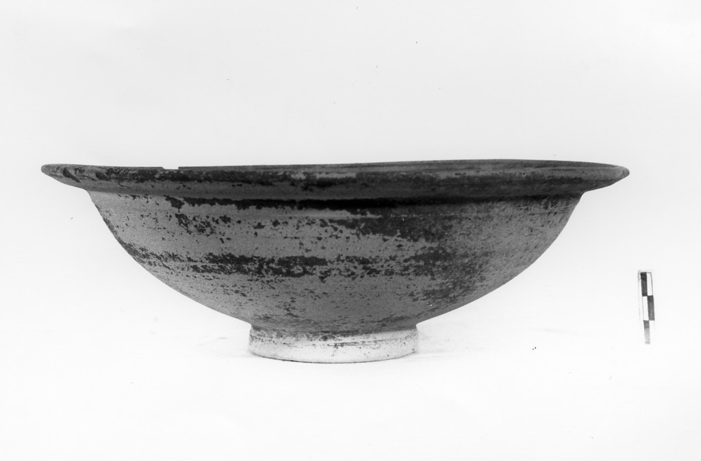 coppa, De Juliis, classe C - produzione indigena (terzo quarto sec. IV a.C)