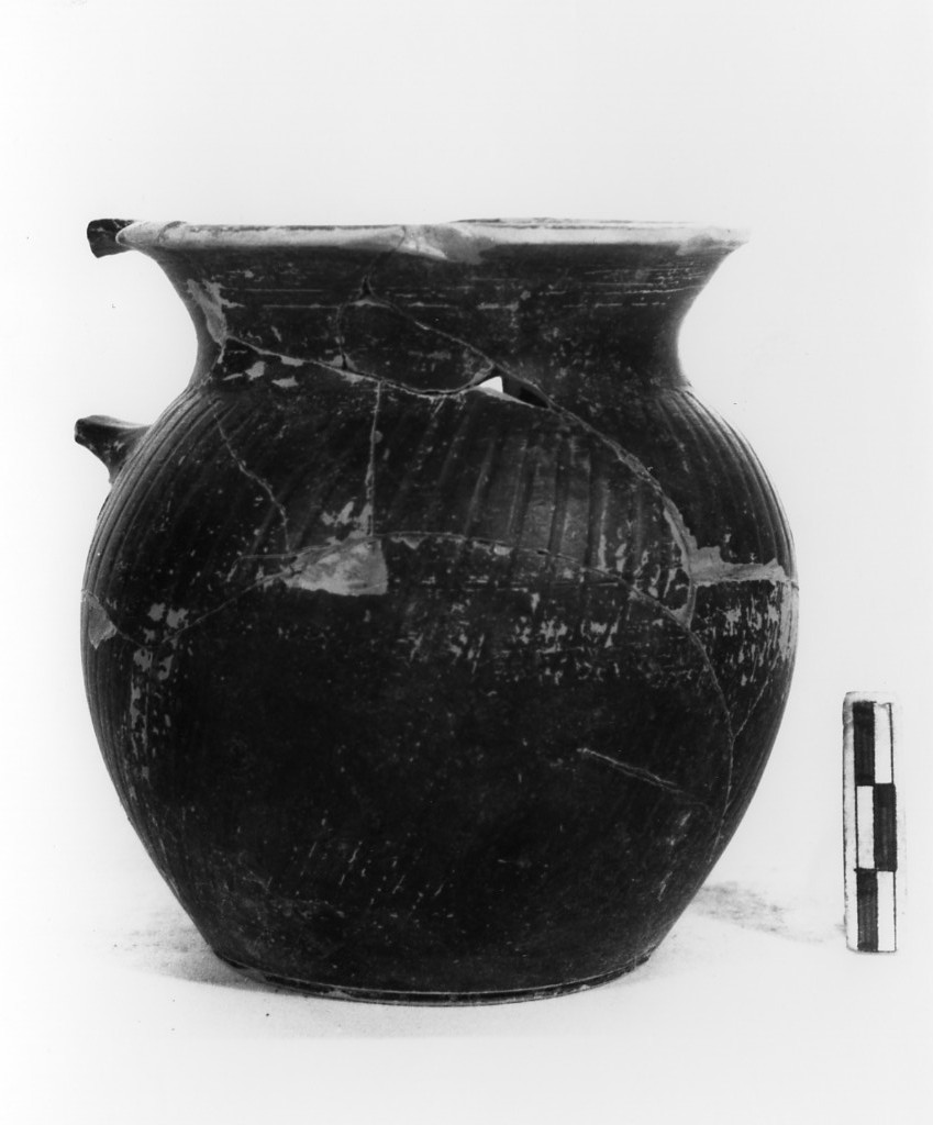 brocchetta - fabbrica apula (ultimo quarto sec. IV a.C)