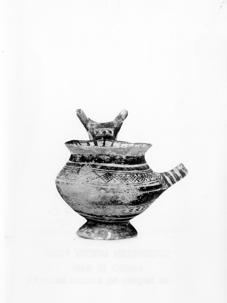 brocca - fabbrica peucezia (sec. VI a.C)