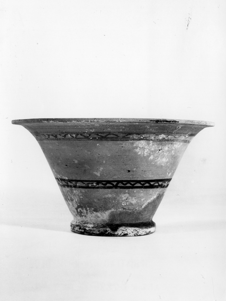 kalathos - ambito apulo (sec. V a.C)