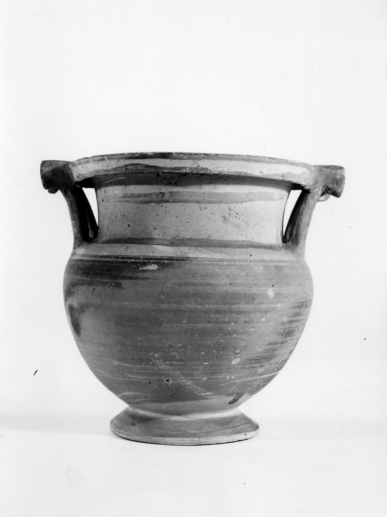 cratere a colonnette - ambito apulo (secc. V-IV a.C)