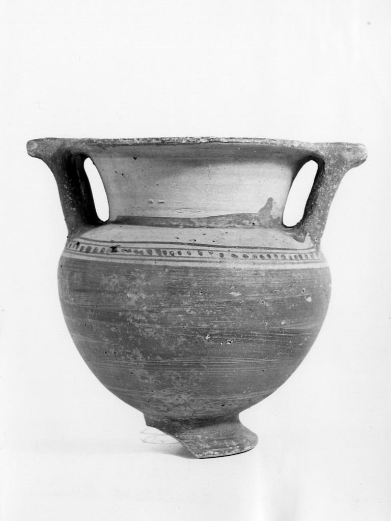 cratere a colonnette - ambito apulo (secc. V-IV a.C)