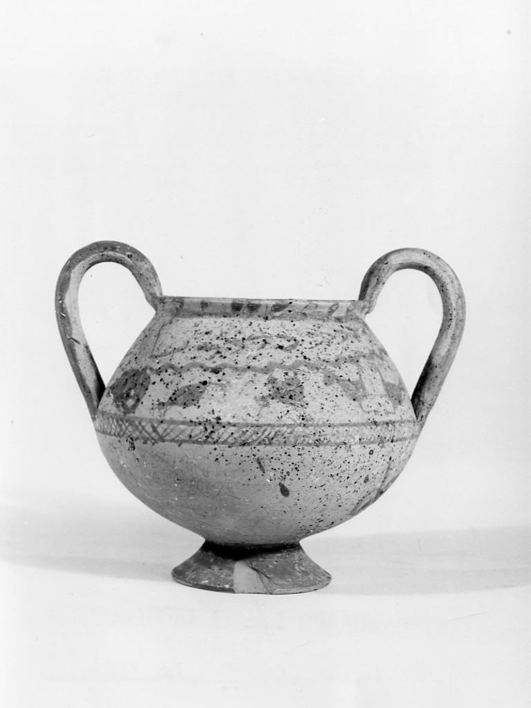 kantharos - ambito apulo (secc. V-IV a.C)