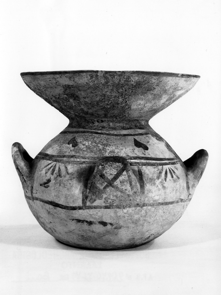 olla - ambito apulo (secc. V-IV a.C)