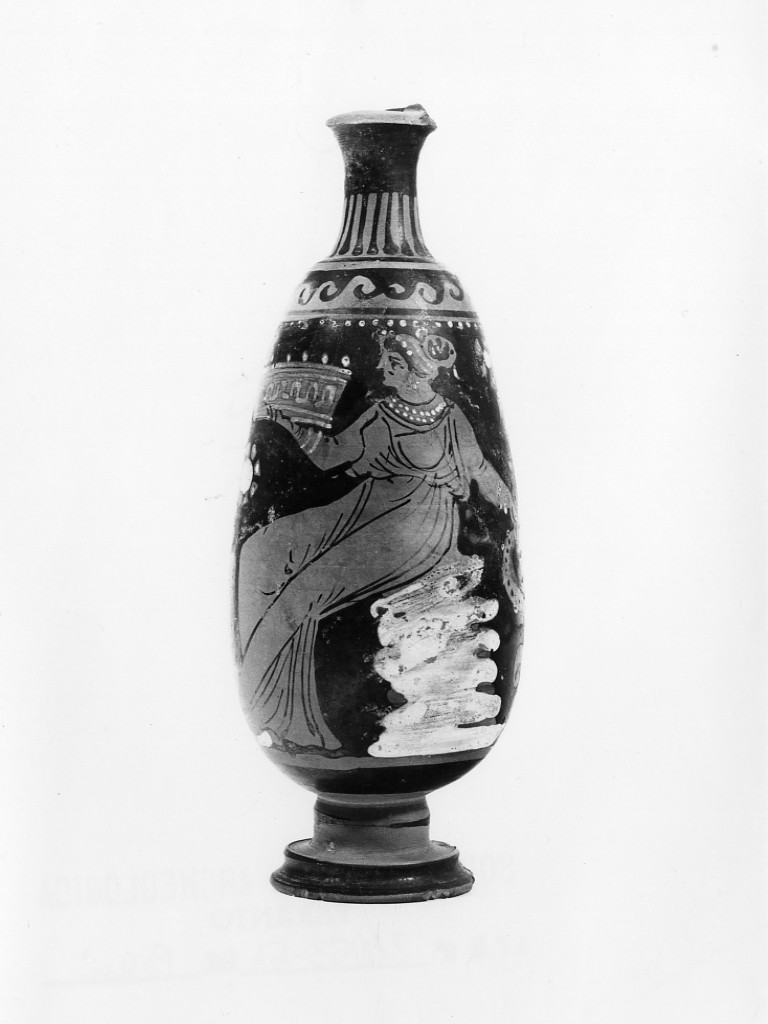 alabastron - Tardo Apulo (seconda metà sec. IV a.C)