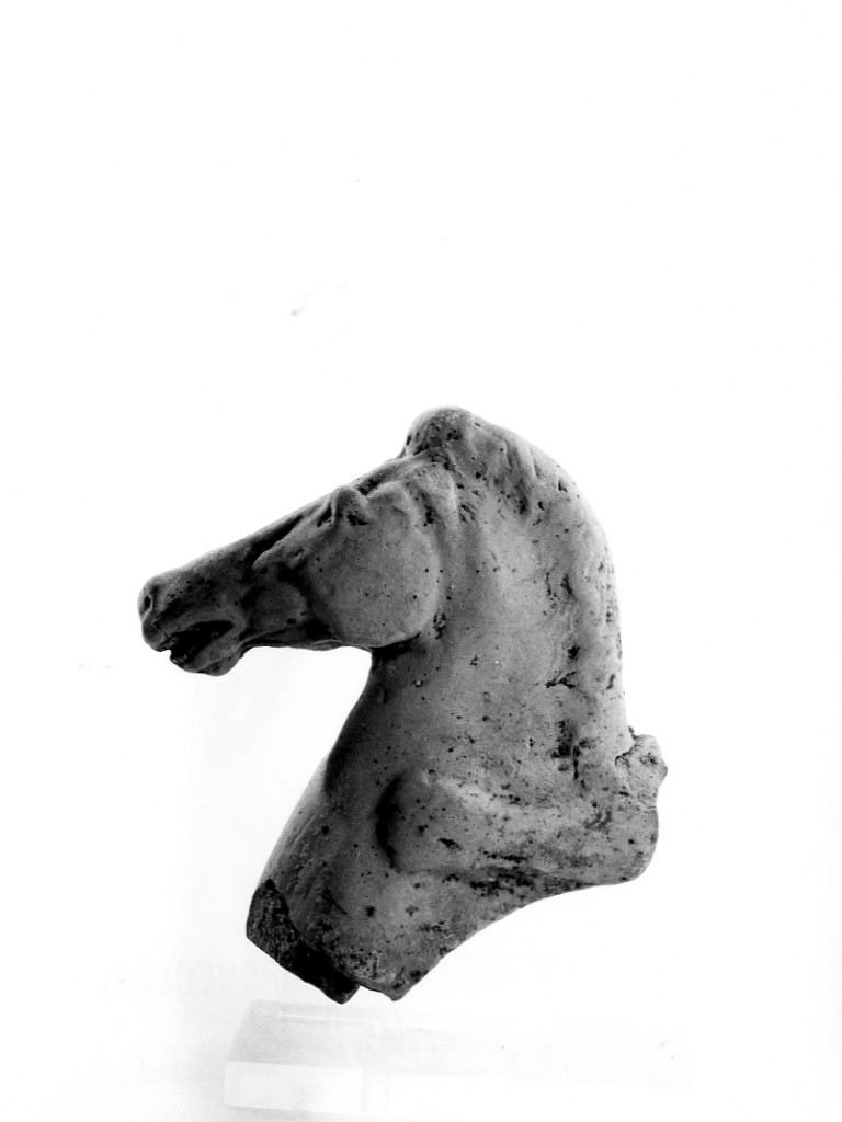 rilievo/ frammento - fabbrica italiota (sec. IV a.C)