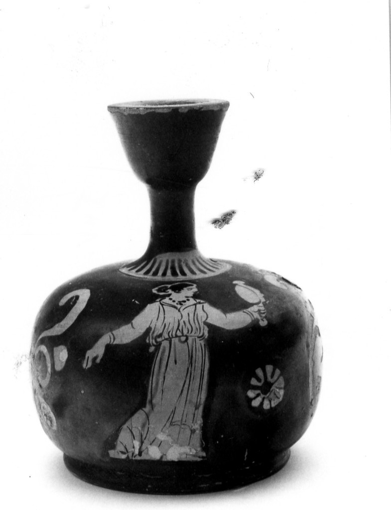 lekythos - Medio-tardo Apulo (terzo quarto sec. IV a.C)