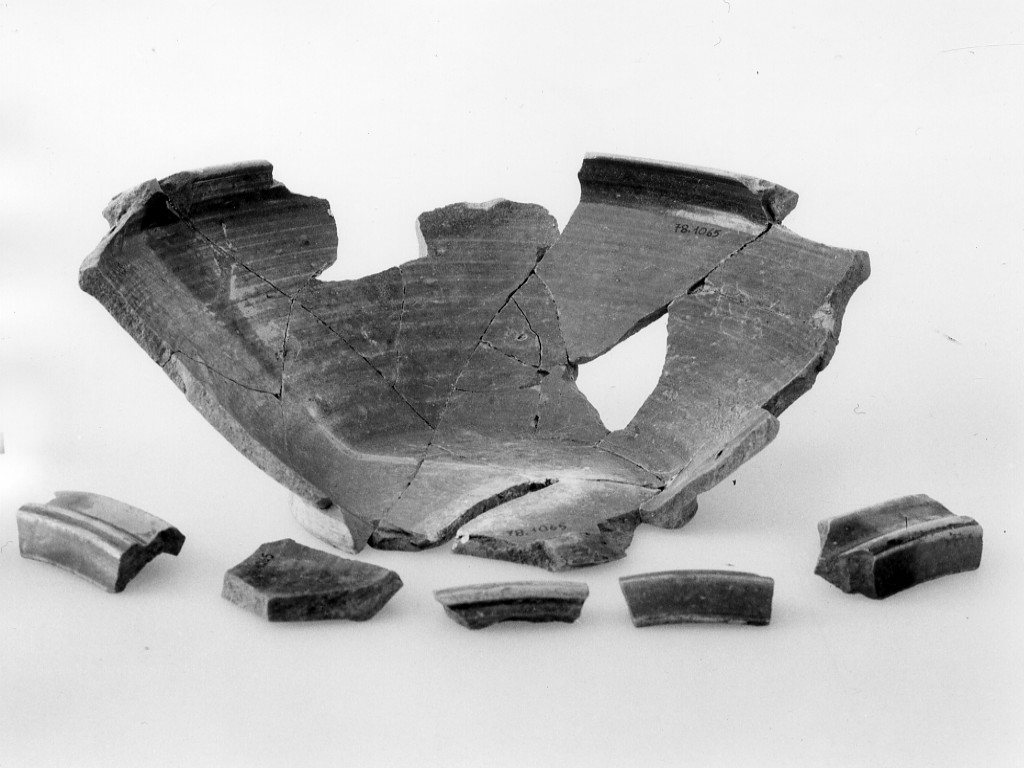 bacino - fabbrica locale (sec. XIV d.C)