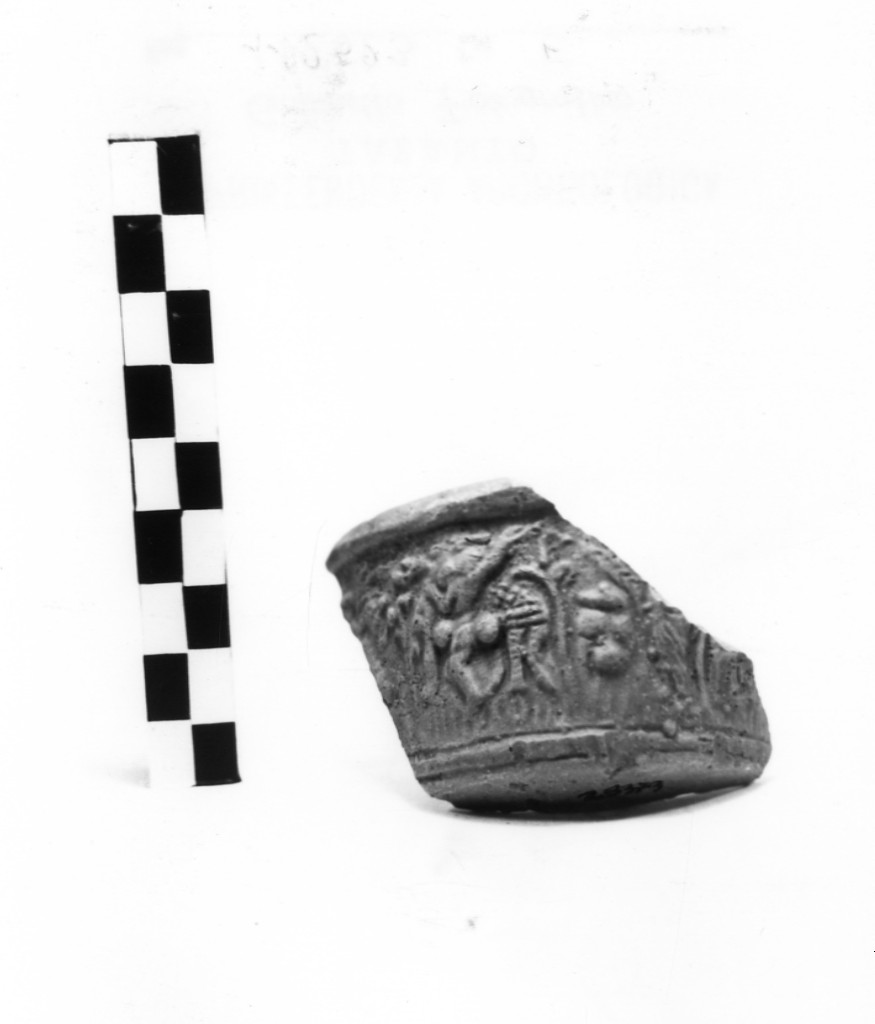 coppa/ frammento - produzione corinzia (fine/ fine secc. II/ III d. C)