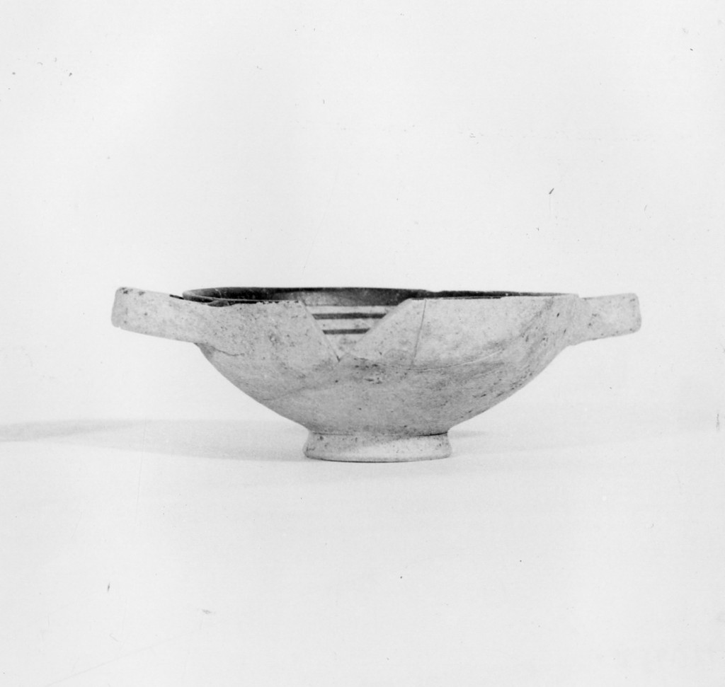 coppa - fabbrica daunia (fine/ fine secc. IV/ III a.C)