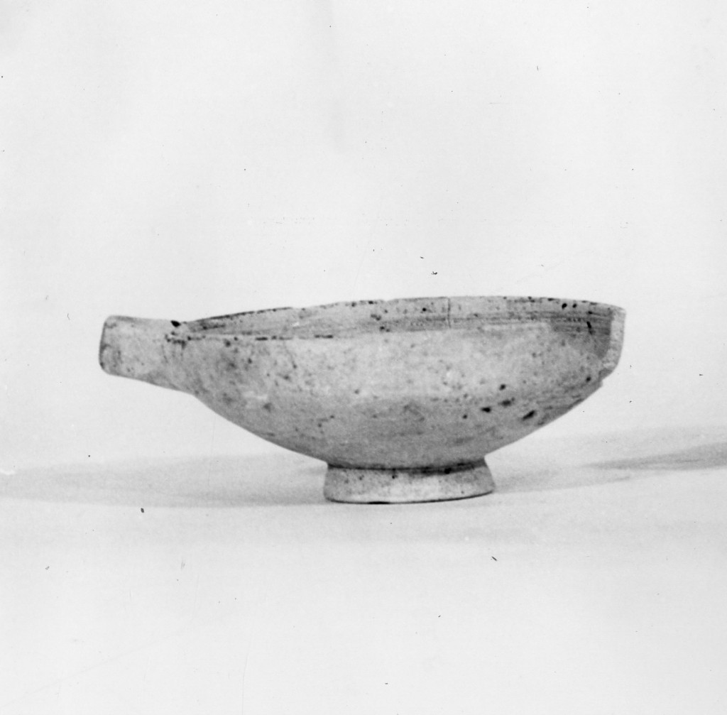 coppa - fabbrica daunia (fine/ fine secc. IV/ III a.C)