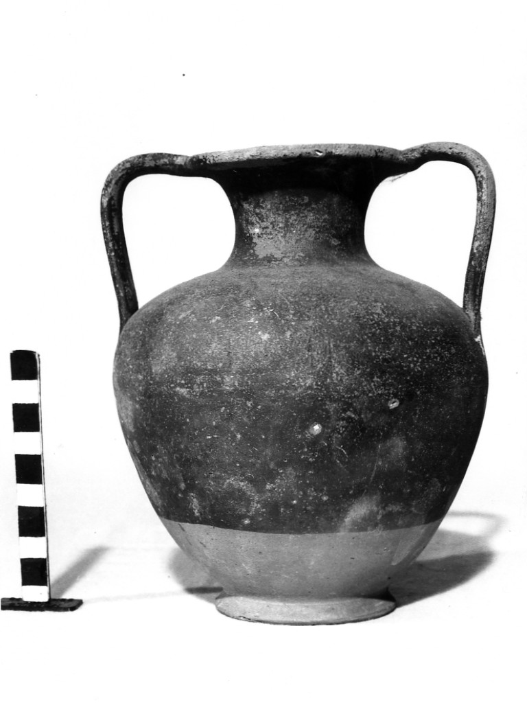 anfora - produzione daunia (sec. IV a.C)