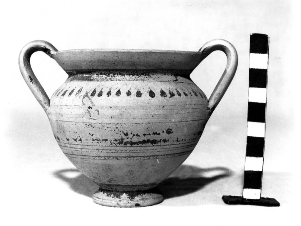 craterisco - produzione daunia (metà sec. IV a.C)