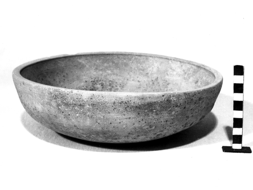 piatto - produzione daunia (metà sec. IV a.C)