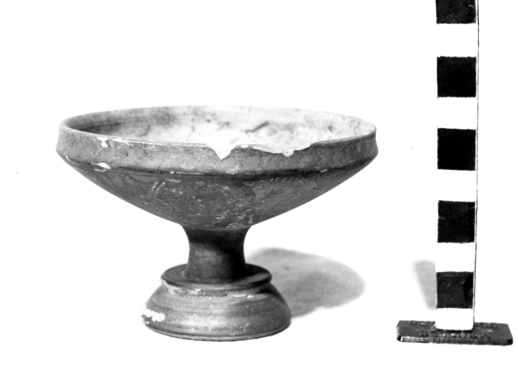 lekane/ coperchio - fabbrica apula; Gruppo del Sakkos bianco (fine sec. IV a.C)