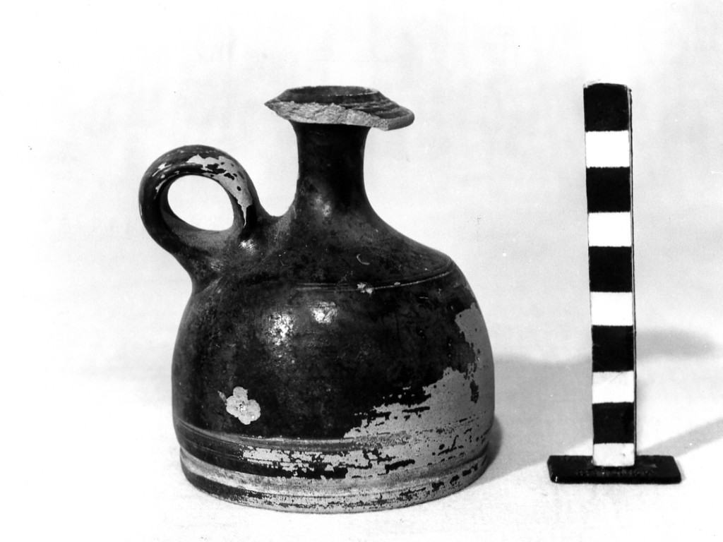 lekythos - fabbrica apula (fine sec. IV a.C)