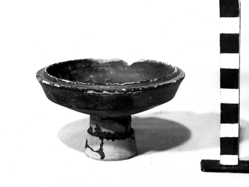 lekane/ coppa - fabbrica apula (fine sec. IV a.C)