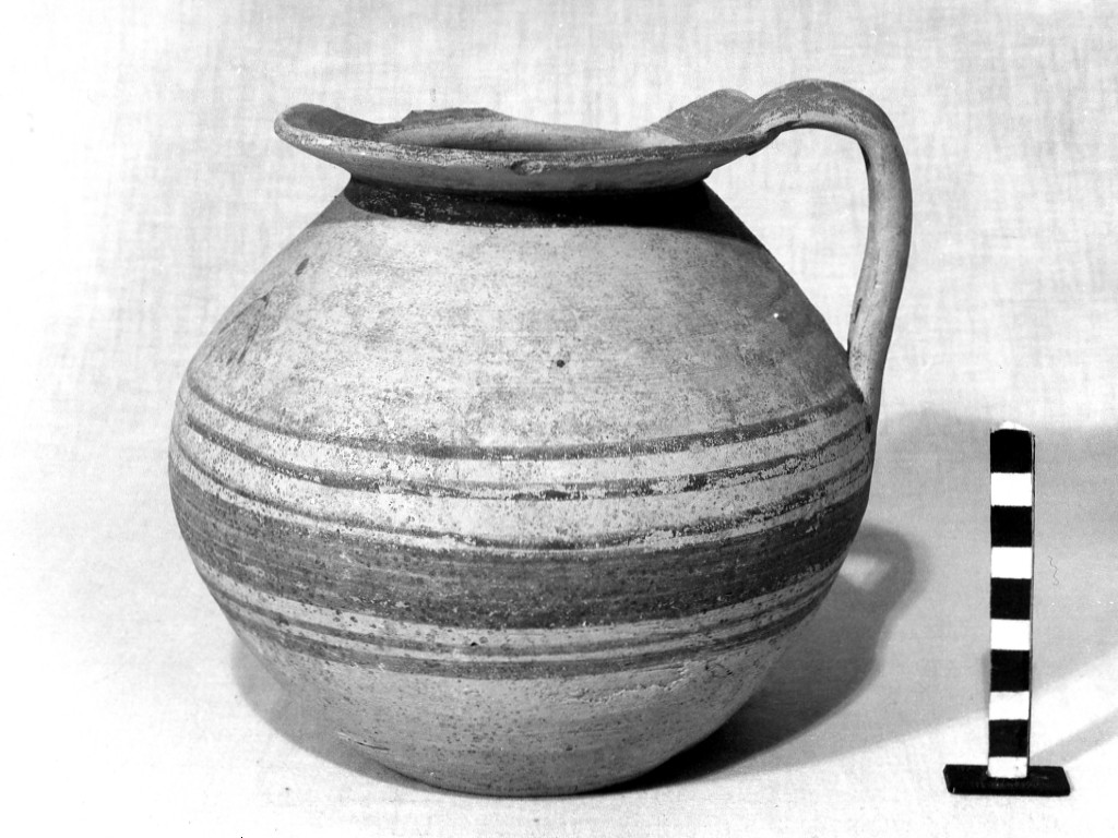 brocca - produzione daunia (ultimo quarto sec. IV a.C)