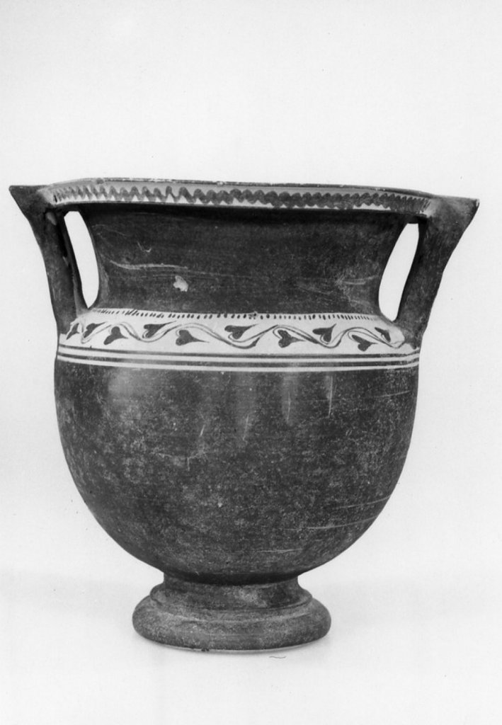 cratere a colonnette - fabbrica apula (sec. IV a.C)