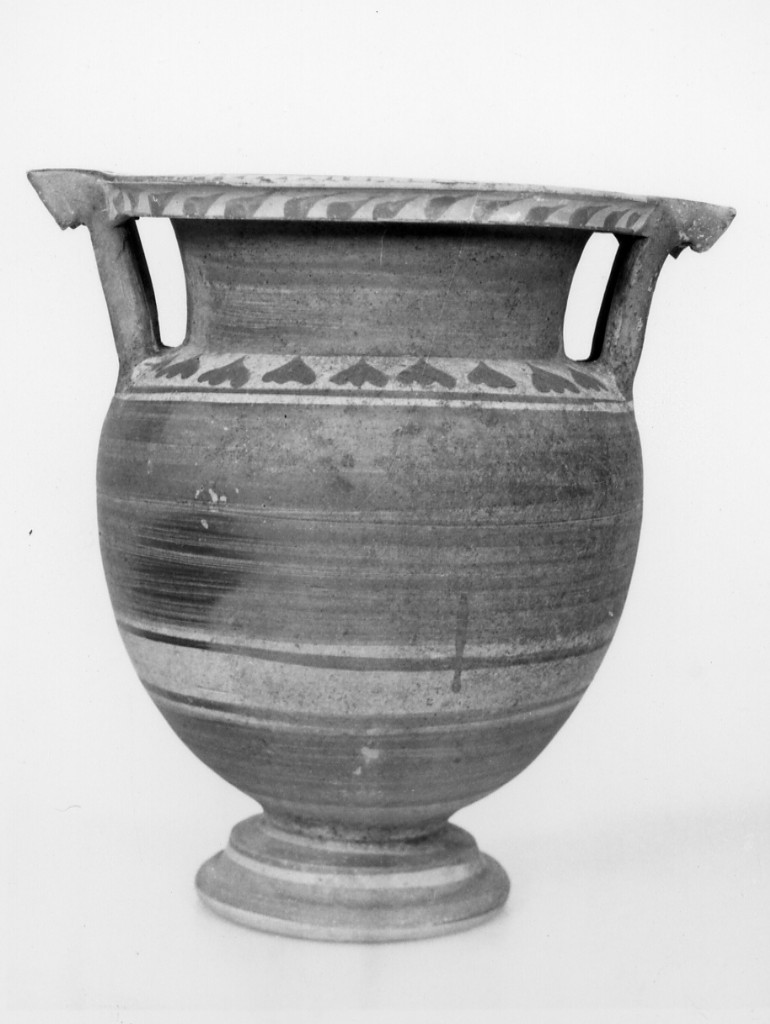 cratere a colonnette - fabbrica apula (sec. IV a.C)