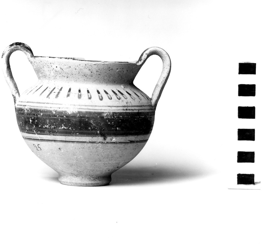 craterisco - fabbrica daunia; Daunio III (sec. IV a. C)