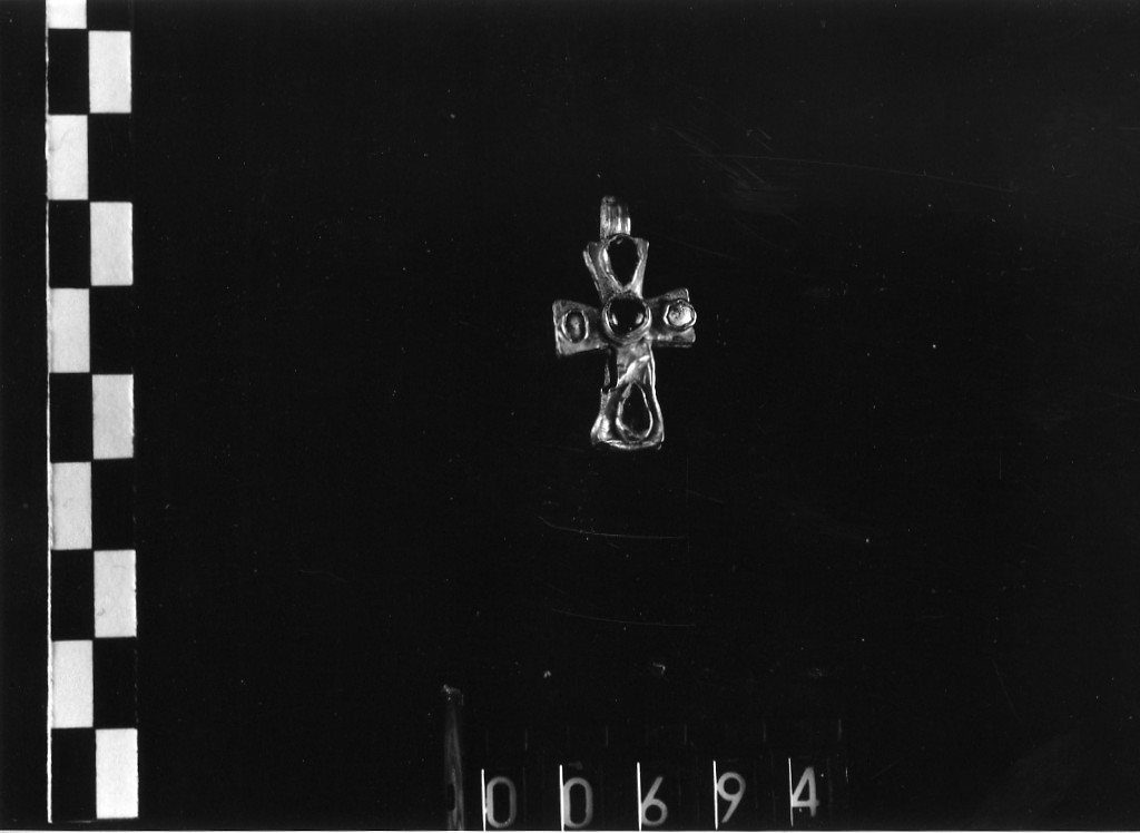 croce - oreficeria romano-bizantina o longobarda (secc. VI d.C.-VIII d.C)