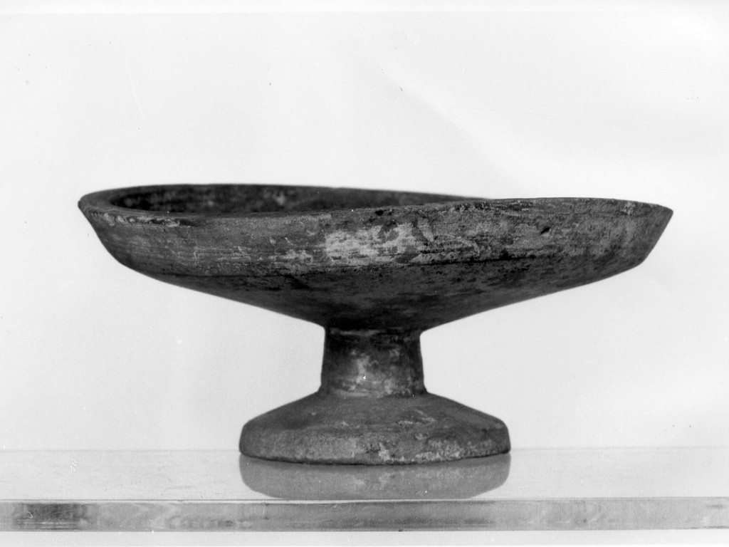 coppa - fabbrica locale (sec. V a.C)