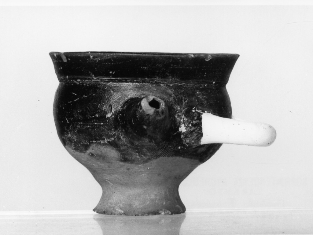 brocca - fabbrica apula (sec. V a.C)