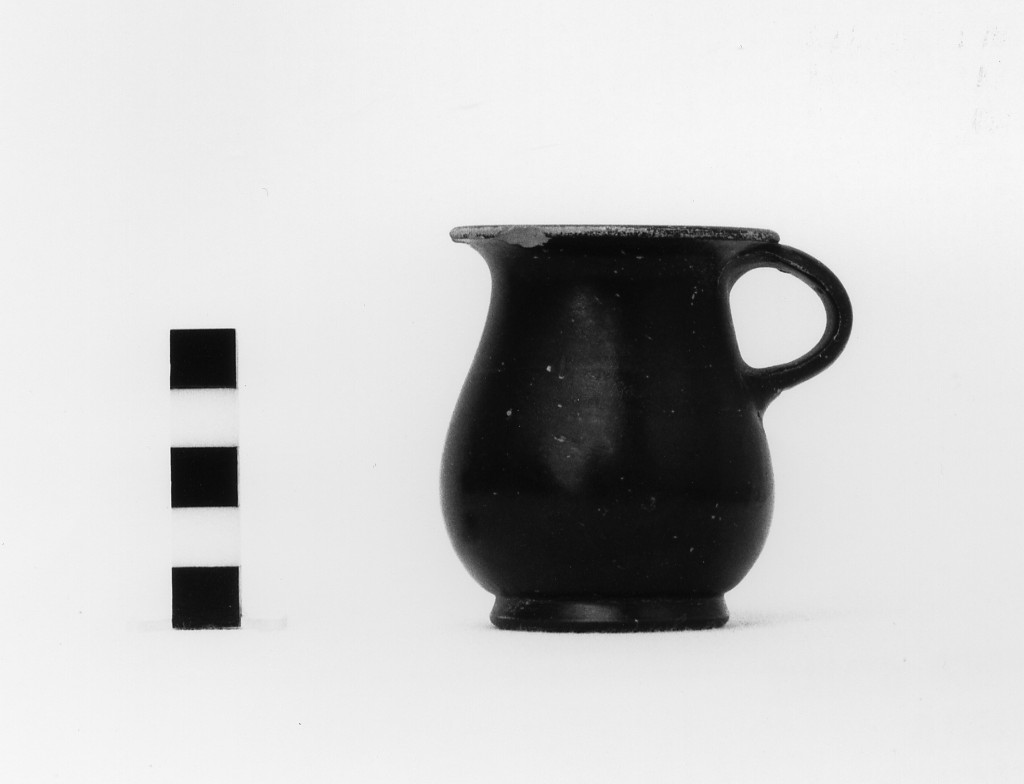 oinochoe - fabbrica locale (prima metà sec. V a.C)