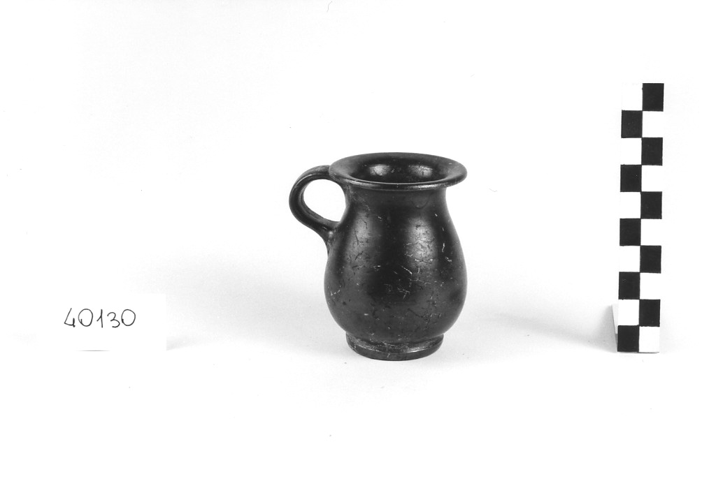 olpetta - produzione apula (prima metà sec. IV a.C)