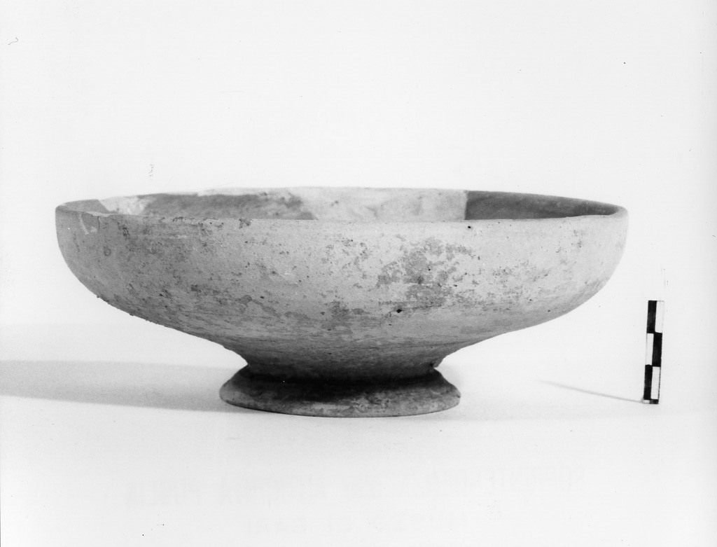 coppa - fabbrica apula (sec. IV a.C)