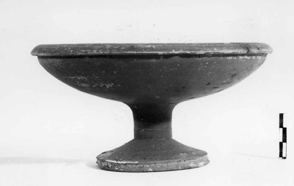 coppa - fabbrica apula (sec. V a.C)