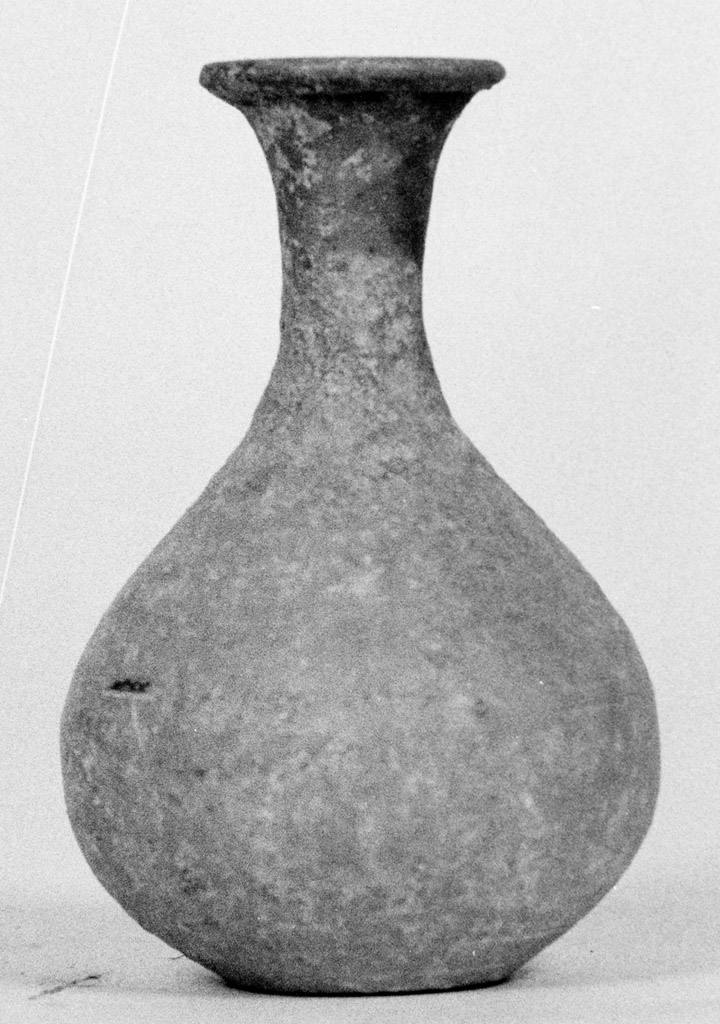 bottiglia - produzione apula (secc. IV/ III a.C)