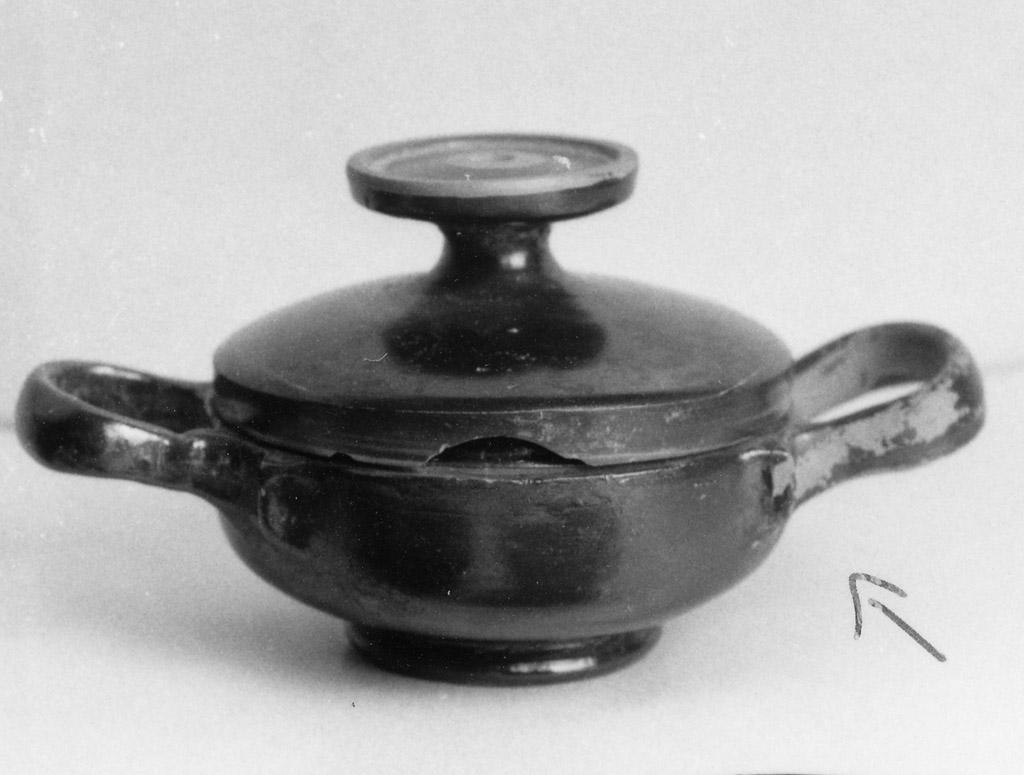 lekane - produzione apula (sec. III a.C)