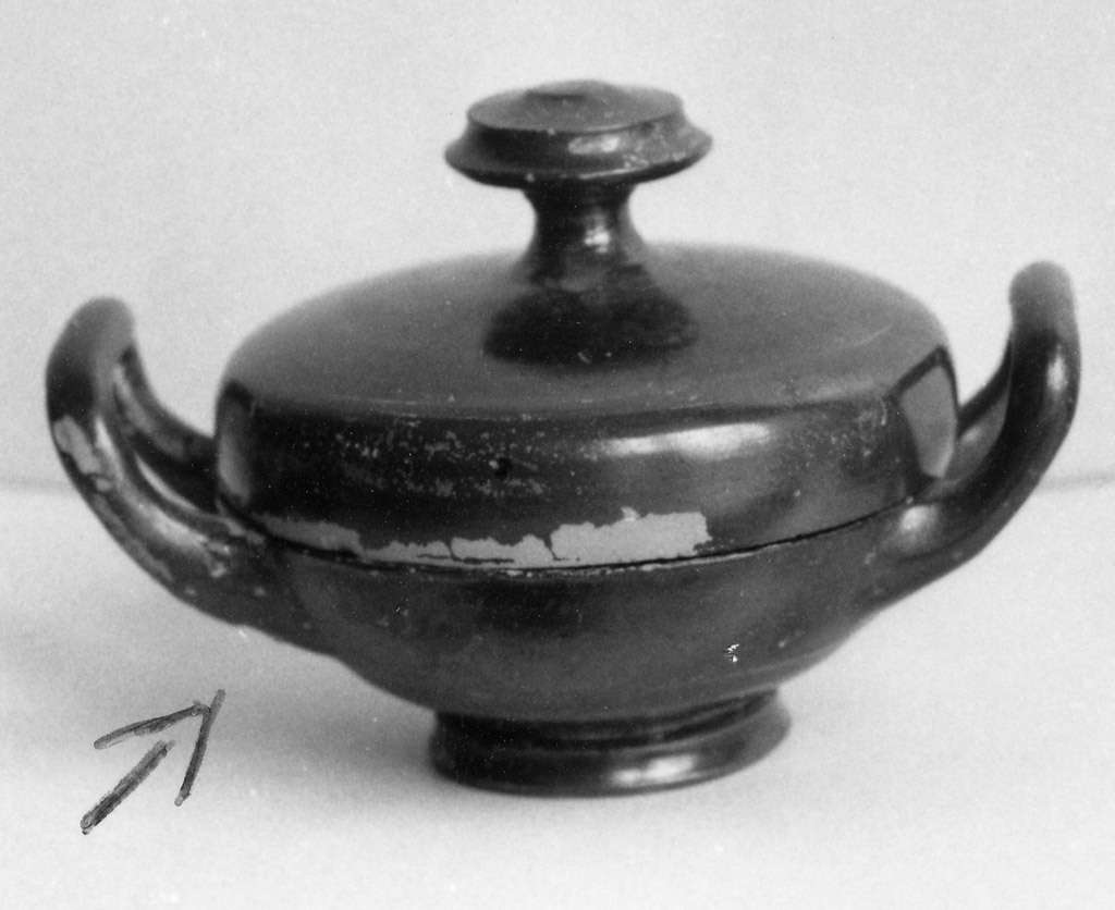 lekane - produzione apula (sec. III a.C)