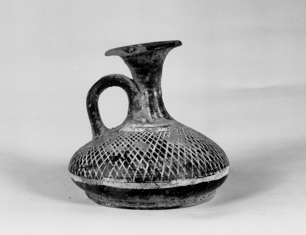 lekythos - produzione apula (sec. IV a.C)