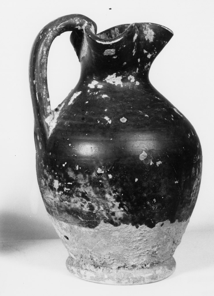 oinochoe a bocca trilobata - produzione italiota (secc. V/ IV a.C)