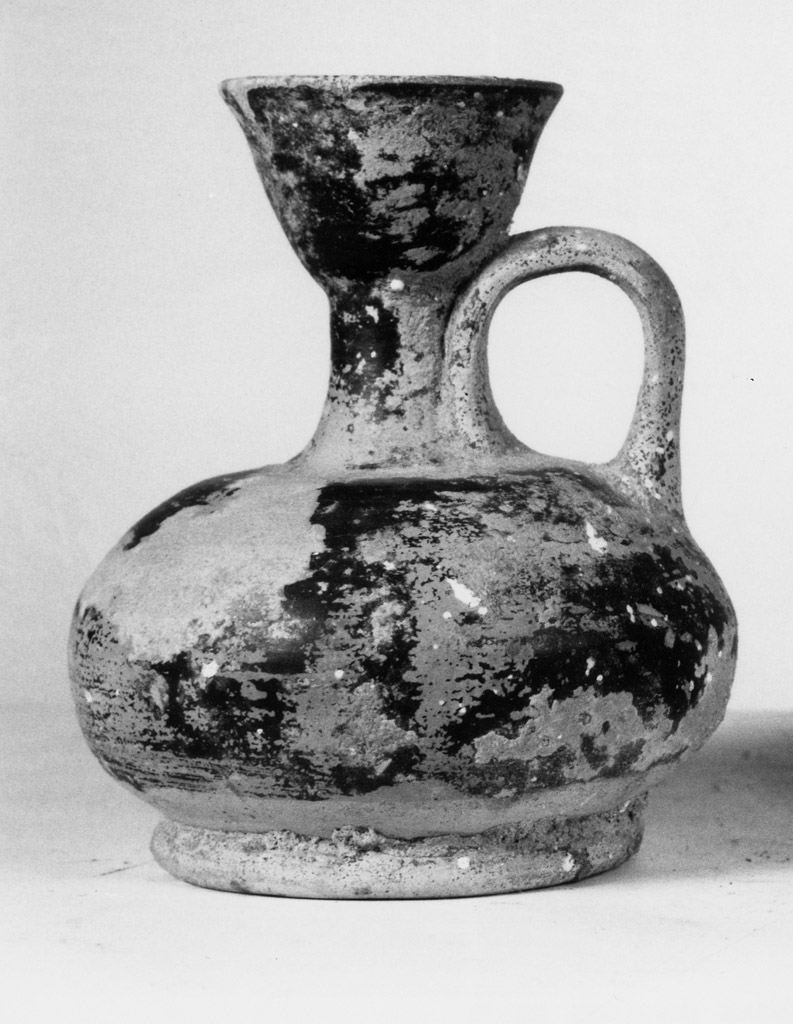 lekythos - produzione apula (seconda metà sec. IV a.C)