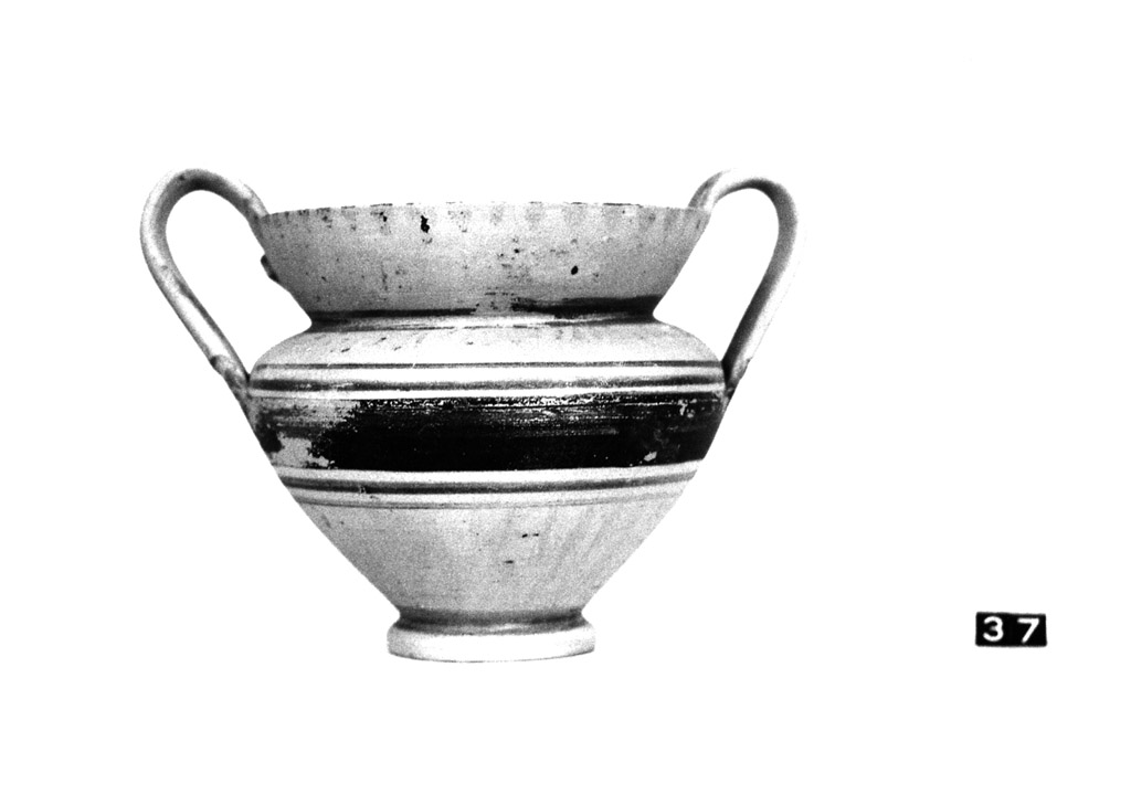 craterisco - subgeometrico Daunio III (secc. V/ IV a.C)