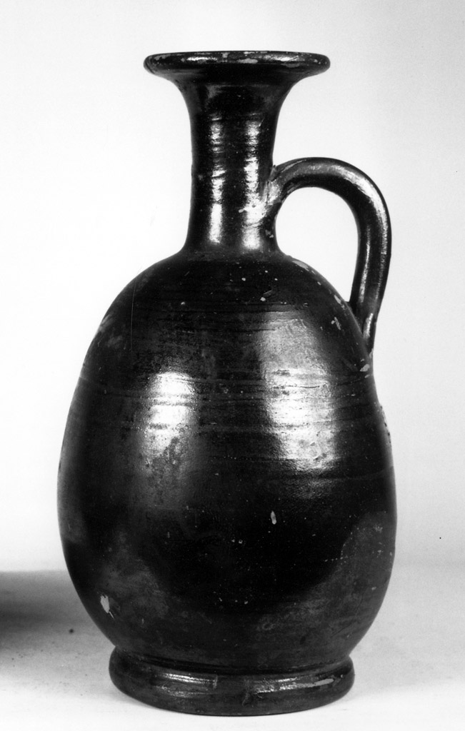 lekythos - produzione apula (seconda metà sec. IV a.C)