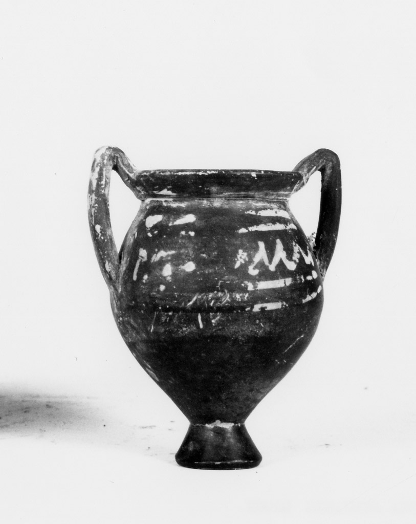 kantharos - produzione apula (prima metà sec. IV a.C)