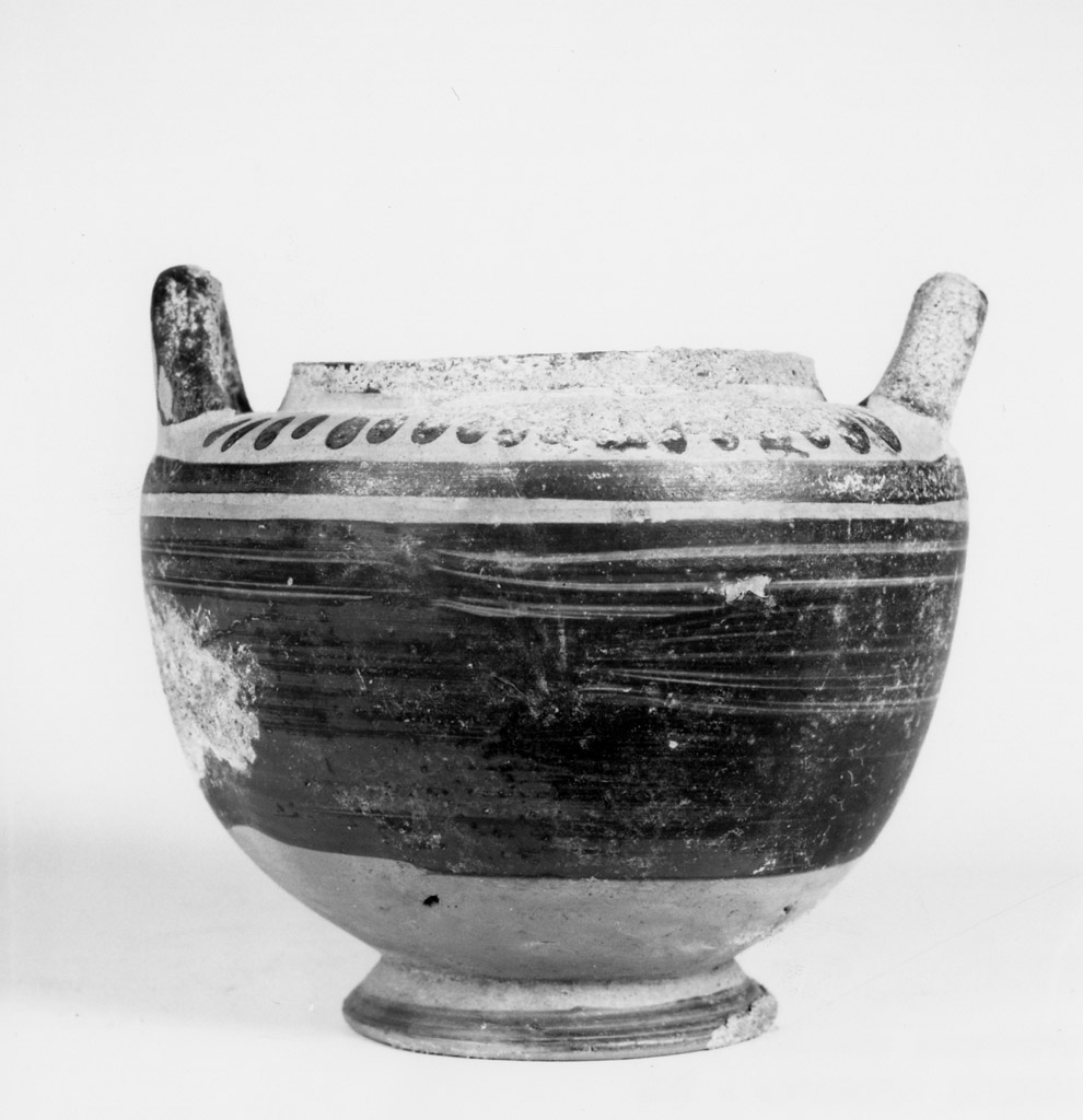 stamnos - produzione apula (metà sec. IV a.C)