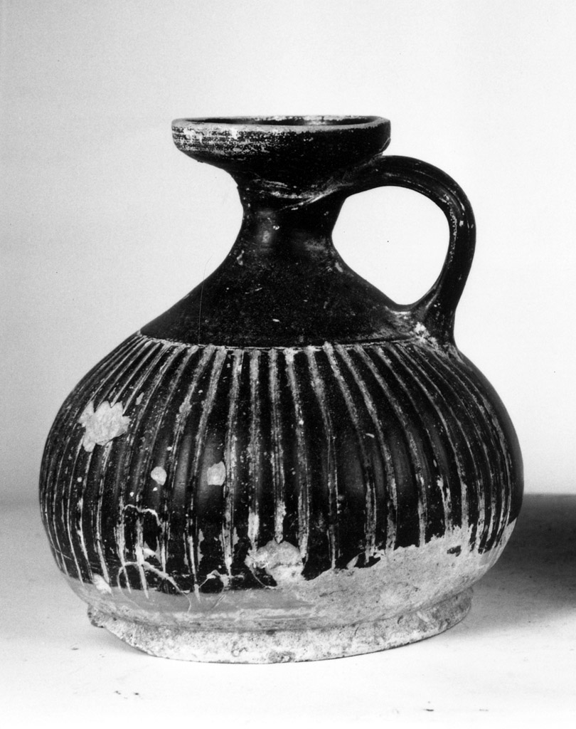 lekythos - produzione apula (sec. IV a.C)