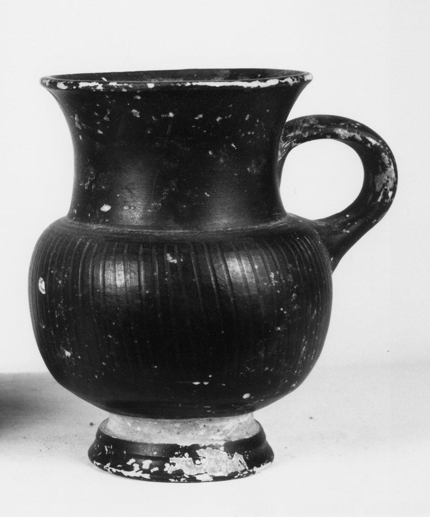 boccaletto - produzione apula (sec. IV a.C)