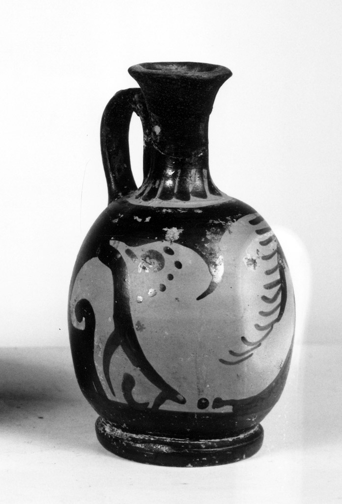 volatile (lekythos) - produzione apula (seconda metà sec. IV a.C)