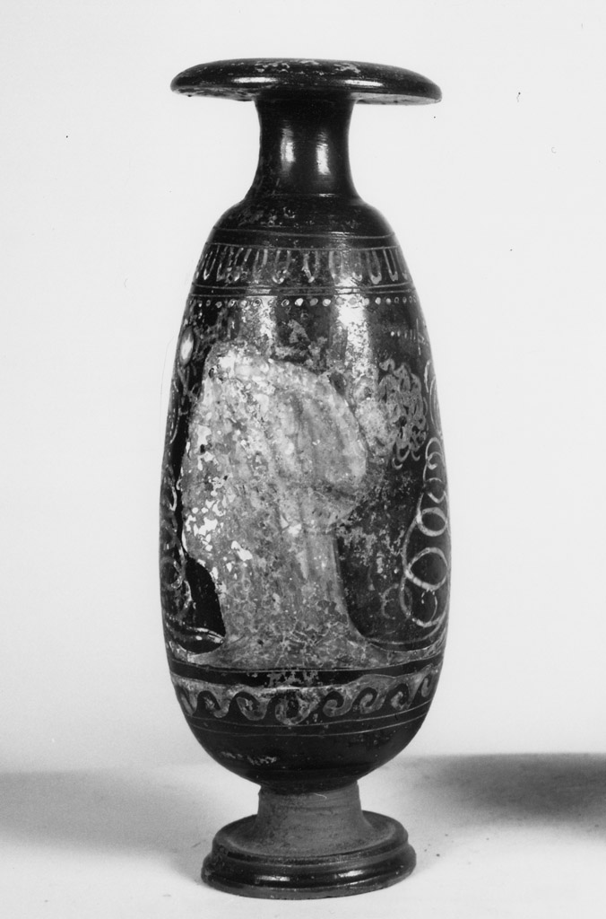 alabastron - produzione apula (ultimo quarto sec. IV a.C)