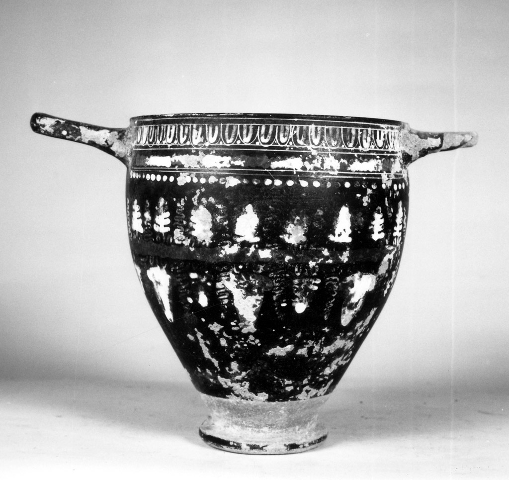 skyphos - produzione apula (ultimo quarto sec. IV a.C)